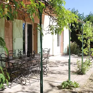 Les De Fanny Cabrieres-d'Aigues